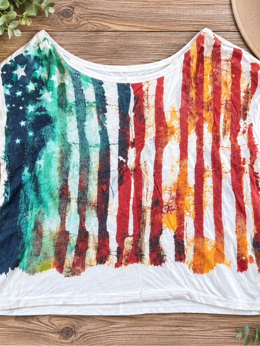 Distressed American Flag Graphic T-Shirt Size Medium (699)